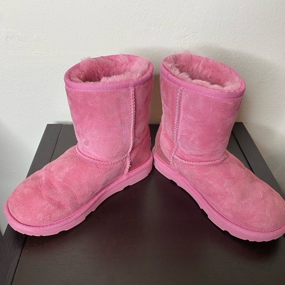 Girls Pink Uggs size 2 classic II Glitz - Picture 5 of 7